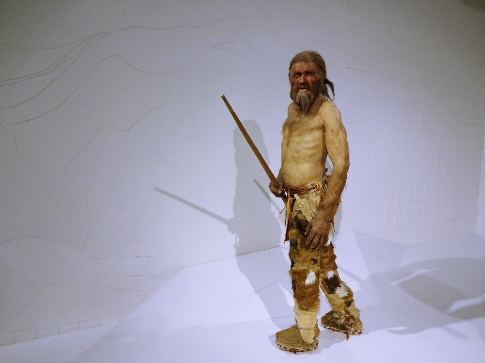 ötzi-archäologiemuseum-bozen