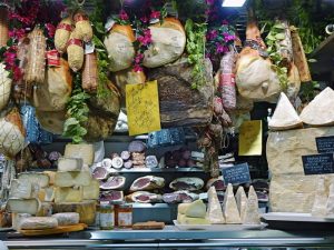 schinken-auf-dem-markt